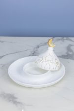 ⁦مضيفة بغطاء⁩ - الصورة ⁦2⁩