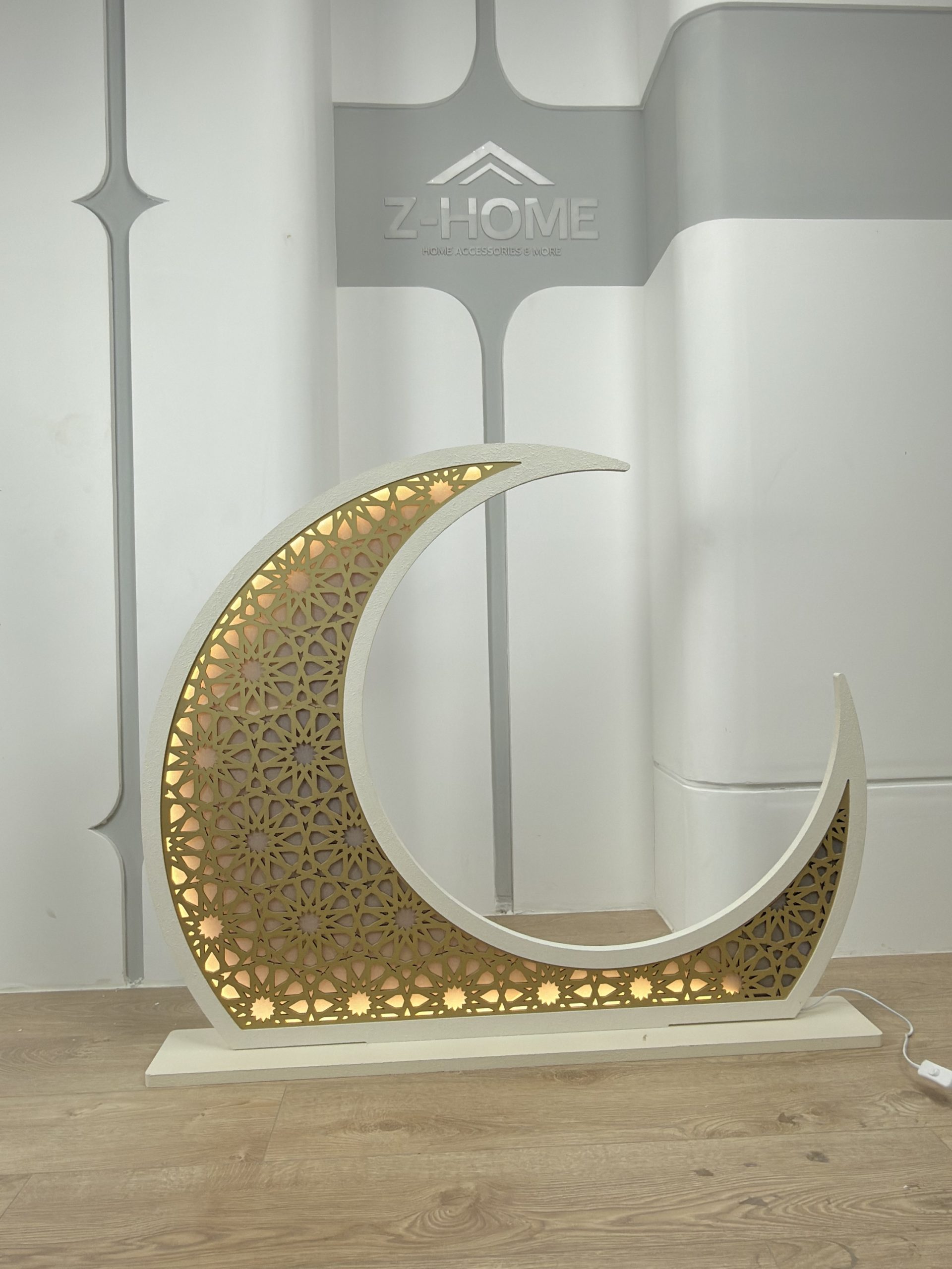 img_6233 هلال رمضان خشب 1م مع اضاءة - الصورة 1