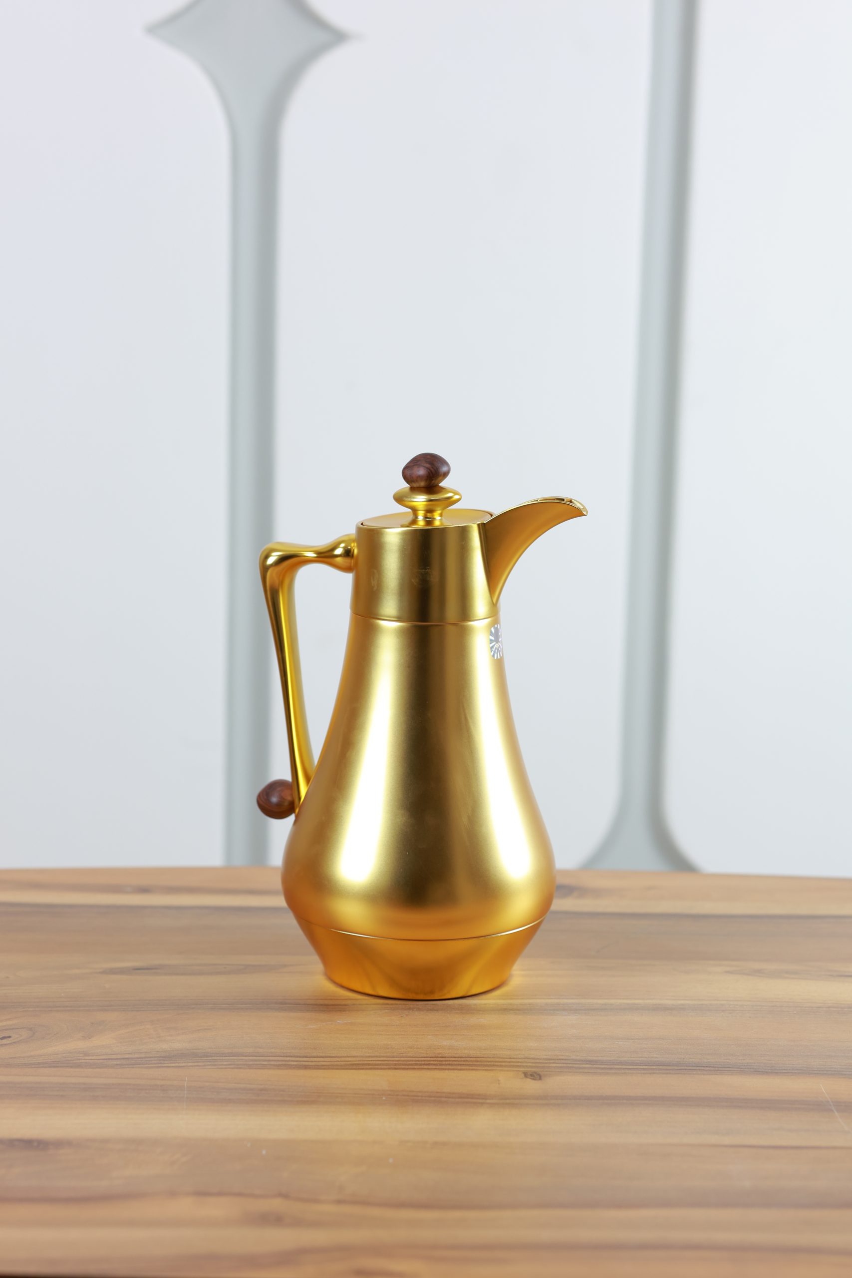 233A2539 دلة ذهبي - الصورة 1