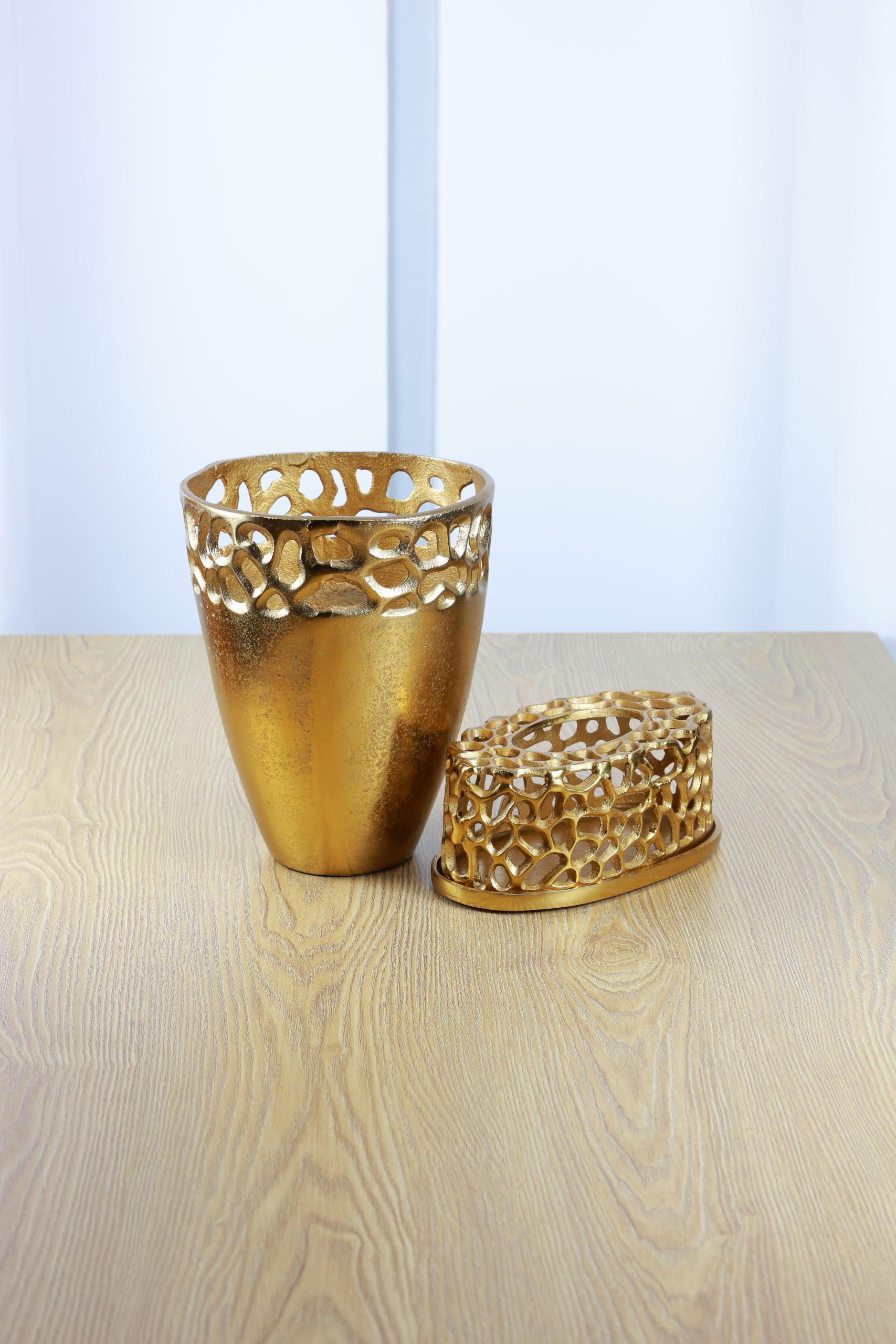 233A2801 طقم سلة مع علبة محارم معدن - الصورة 1