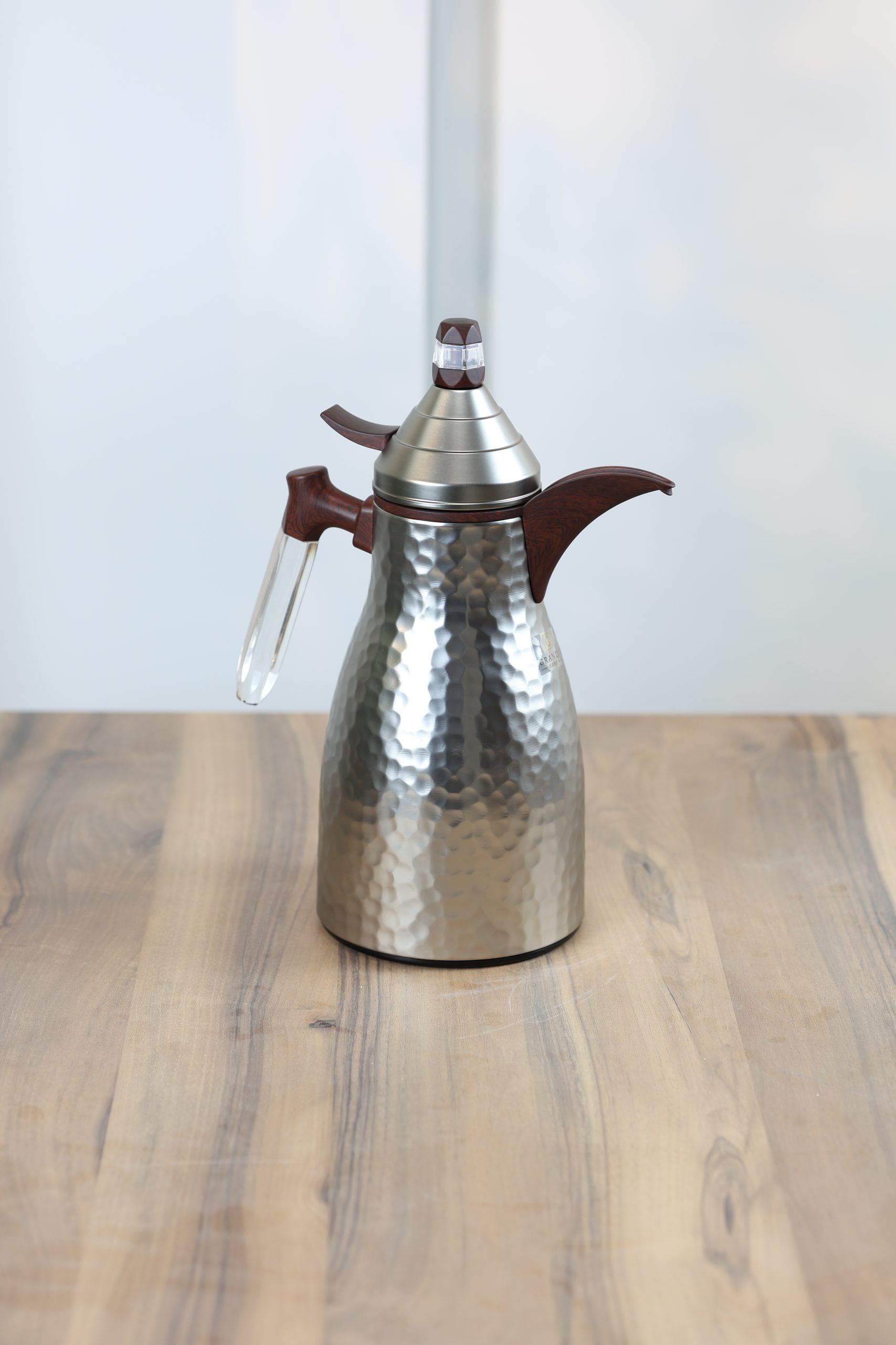 233A8401 دلة فضة - الصورة 1